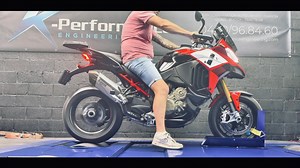 #Ducati #MultistradaV4 ⚙️ Reprogrammation Moteur sur mesure pour cette Ducati Multistrada V4 qui passe donc en Stage 2 Suppression Sondes Lambda le Target Temps 95 ▪️Puissance annoncée origine constructeur 170 HP I 124 NM ▪️Puissance mesurée stage 2 181 HP I 137 NM 🔧 admission , échappement , suppression catalyseur ❓ Le Target TEMP 95°C sur une moto, c’est tout simplement la température cible de déclenchement du ventilateur de refroidissement que l’on modifie volontairement dans le calculateur 