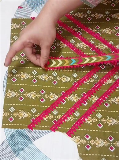 Beautiful Ramzan Eid Special Neck Design with Lace Cutting