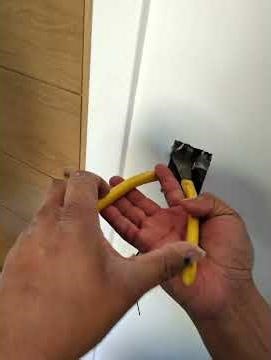 Electrician Tip: Remove a Nail-On Box Cleanly (No Drywall Repair!)#diy #home #electrician #tip#trick