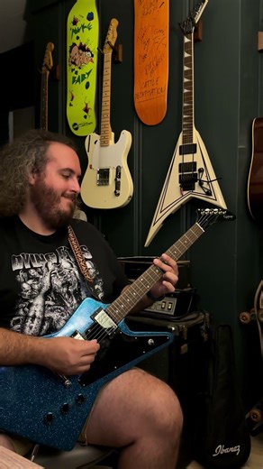 The Devil Wears Prada - Reptar, King of the Ozone #emo #guitar #metal #guitarist #prada #devil