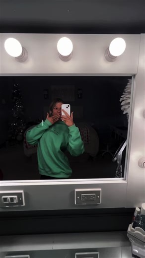 MORNING ROUTINE 8:00AM-12:00PM ❄️👟🍳☕️🫶🏻 I’m already done with the snow bring back the the sun please #morningroutine #morninginmylife #productivemorningroutine #workoutroutine #wellness