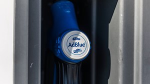 Adblue-Ersatz: Reicht wirklich Urin im Diesel-Tank aus?