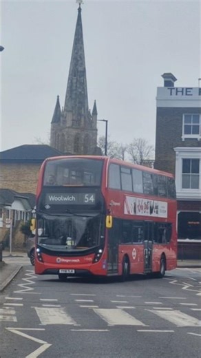 *Nice Driver* SLN 11005 on rte 54 twrds #woolwich | #tsebg #fortheloveofbuses