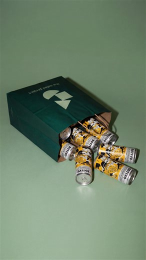 The Salad Project on Instagram: "Botivo is now stocked in all The Salad Project stores! A sparkling, botanical apertivo - crisp, thirst quenching, irresistibly delicious… and non-alcoholic. Like us, Botivo cares about their product, down to their ingredients and packaging. Each thyme leaf hand-picked, each blend hand-made. Look out for Botivo cans in stores, for Click & Collect and delivery - it’s an ideal pairing with your evening protein bowl as you settle into a winter evening."