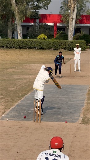 Flashy INSIDE Edge! #cricket #hardballmatch #cricketbatting #hardballbatting