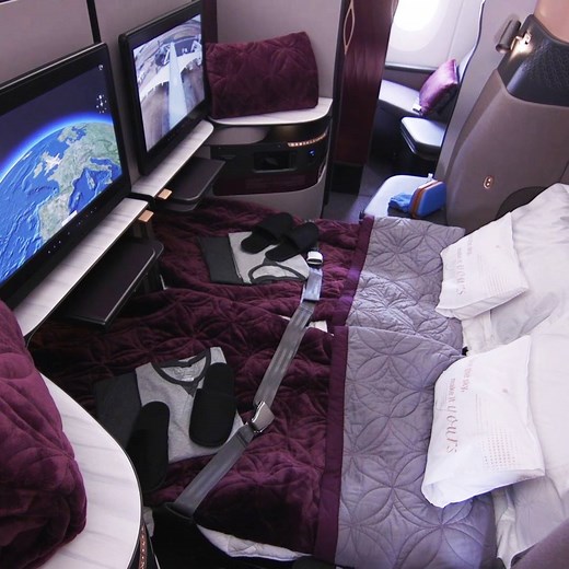 Qatar Airways' luxurious business class has seats that transform into double beds. | Business Insider