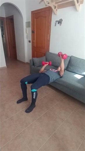 Press Banca en Hip Thrust isométrico
