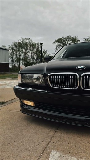 😭 The BMW E38 — Undeniable Masterpiece of a 7er
