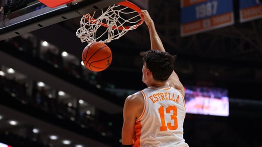 Vols' Estrella leaves floor with apparent knee injury