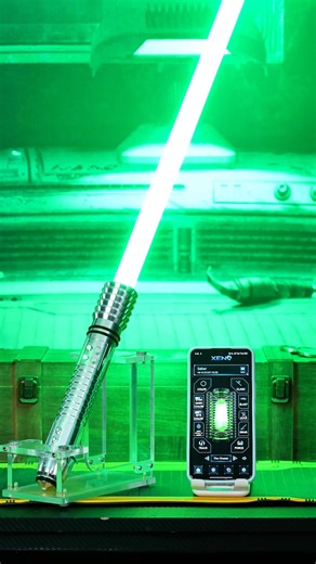 Kit Fisto Lightsaber Display🔥 . . . #damiensaber #lightsaber #starwars #cosplay #kitfisto #giftforhim #damiensabers #lightsaber #starwars #lightsaberduel #lightsabercombat #customlightsaber #xenopixel #starwars #sabercosplay #lightsabercollection #jedi #theforce | Damiensaber