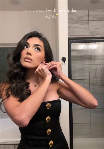 Stylish Date Night Outfit Ideas for LGBTQ Couples