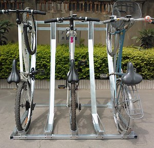 [Hot Item] Outdoor Bicycle Storage Parking Display Stand Semi Vertical Bike Rack