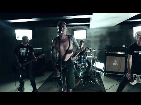 Burning Heads - 'Pop a Pill' (official video)