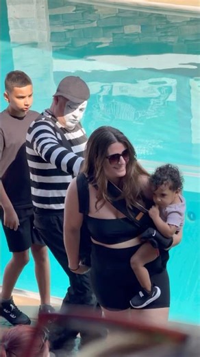 Tom the mime’s funny antics