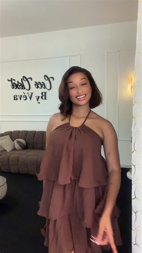 Veva De La Cruz — TikTok Senegal Profile and Popular Clips