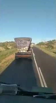 Reckless side tipper truck driver causes crash on N2