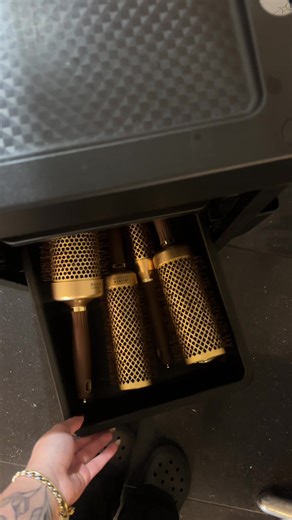 Transforming a Well-Used Trolley: A Clean Sweep!