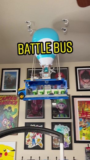 Exploring the Interior of the Fortnite Battle Bus