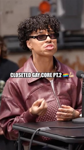 was that TOO sus!? 🏳️‍🌈❓😩#larray