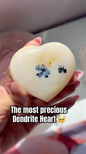 The MOST precious crystal Heart 🤍🥺#shortsfeed #shortsviral #crystals