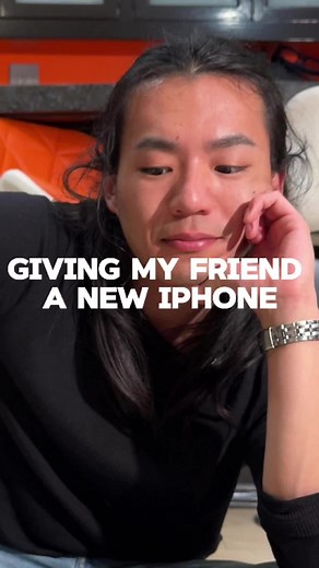 iPhone vs Android: What Would You Choose?