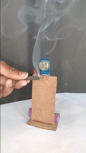 Smart Smoke Detector 🔥 | School Project Idea