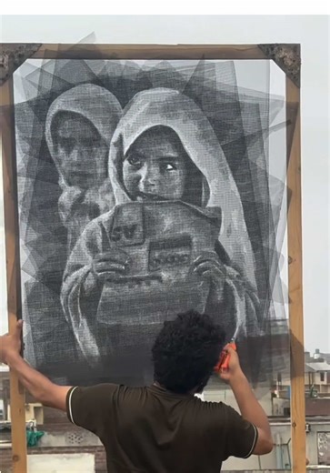 Transforming Wire Mesh into Stunning Art Forms