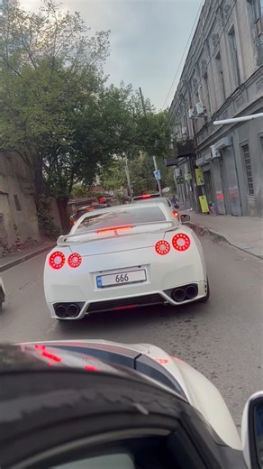 Nissan GT-R R35 REV UP #automobile #gtr35 #nissan #turbo #supercharged