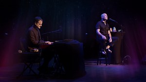 🔥 ​​Stockholm är du redo för en livsavgörande kväll? Join acclaimed transformational teacher Lee Harris for an unforgettable evening on ​​Thursday, January ​9, 2025! In this live experience, Lee will weave together his gifts of intuition, channeling, humor and music to guide you on a journey of self-discovery and provide you valuable insight on how to handle some of life’s most common challenges. Sharing the stage with Lee will be his longtime musical collaborator, composer and musician Davor B