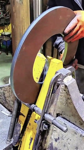 Ide Cerdas Sederhana Alat Super Tajam Untuk Memotong Papan Besi Dengan Sangat Mudah #Shorts