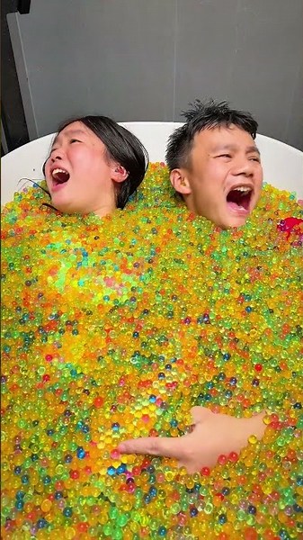 What's your favorite birthday gift?😱🍭🍧😡🤣
