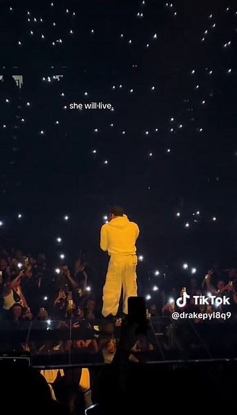 Melbourne Concert Recap: Drake and Young Money Vibes