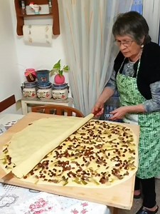 Focaccia di San Giuseppe 😍 U' Ruccl di Gravina in Puglia | DovealSud