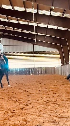 Horsemanship 2 clinic At the Ranch this week. Starting off with softening the mind and body. Explaining the many principles of balance and riding through the body. #pineconeshavings #priefert #stablecomfort #americanhatcompany #totalfeeds #signatureequine #zoetisequine #lonestarropes #trianglecranch #chriscoxhorsemanship #leadchanges | Chris Cox Horsemanship
