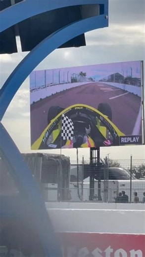 Will Power crashes at Dan Wheldon's turn