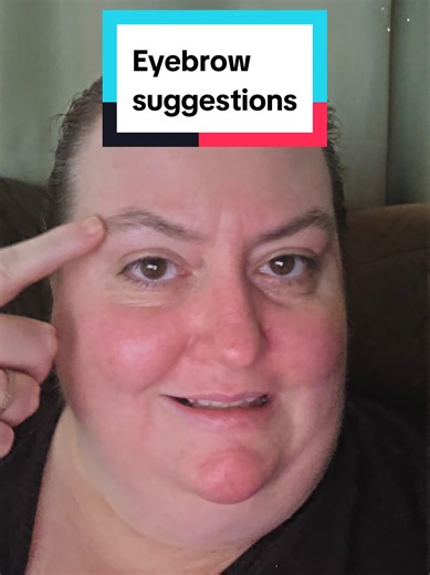 Looking for an Eyebrow person on the Gold Coast who can accommodate and do them in a chair not laying down please