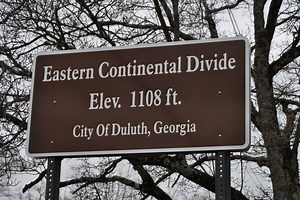 Duluth Erects First Eastern Continental Divide Marker