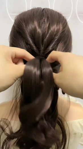 Stunning Hairstyle Ideas ✨ | Quick & Easy Hair Transformations #HairstyleTutorial #HairTransformation #BeautyReel #HairTok #ViralBeauty #TrendyLook #WomenStyle #GlowUp #HairInspo #GlamHairstyle #BeautyInfluencer #ReelTrend | Sovandary Chaisurivirat