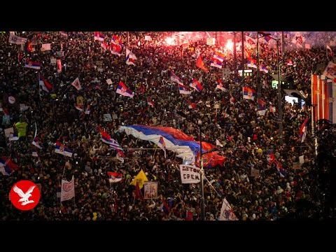 Police appear to use sonic cannon to disperse peaceful protesters
