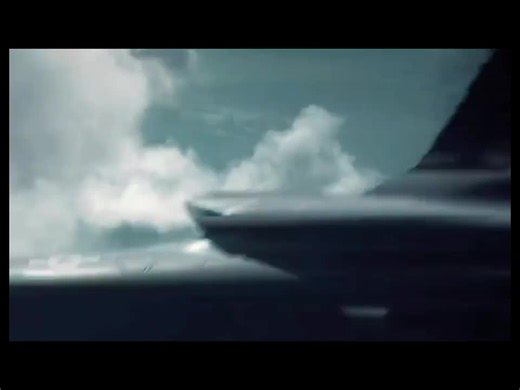 Fighter Jets in Action: Stunning Aerial Maneuvers