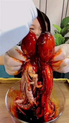 Mukbang | Squid | Instagram