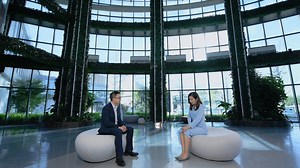 LONGi Green Energy Technology: navigating the energy transition Located in Xi’an, the capital of northwest China's Shaanxi Province, the 3,000-square-meter LONGi Green Energy Exhibition Hall is a kaleidoscope of technological wonders in the photovoltaic (PV) industry. Established by LONGi Green Energy Technology Co., Ltd. (LONGi), this exhibition space doubles as an educational center, inviting students and the wider public to explore the intricacies of #green and low-carbon #energy. | WE ARE CH