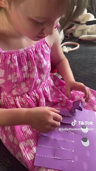 Kailani is obsessed with this Snip Snip craft kit ✂️ It keeps her focused, it builds real scissor skills, and honestly… it’s the easiest screen-free activity I’ve ever set up. If you want something that keeps your kids entertained and helps their fine motor skills, this one’s such a win. Get your skin the relief it needs now! #snipsnipkit #kidscraftideas #montessorifinearts #momlife2025 #screenfreeplayideas