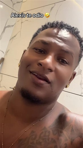 Videos de Qué pasó alison 😍 (@quepasoalison) con “original sound - Topboy TGR”