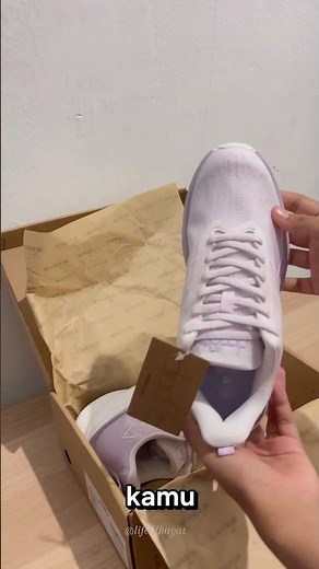 Unboxing Diadora running shoes #diadora #runningshoes #school