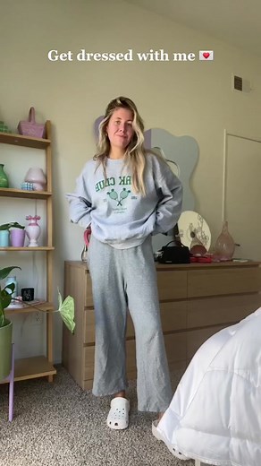 Get Dressed with Me: Stretching Bag Hack for Tight Boots