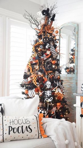 Halloween Trees Inspiration! 🎃This has become a tradition in our home! It just makes spooky season a little more special…🎃🍁🍂🧡#halloweentree #halloweendecor | Halloween Frights and Autumn Delights