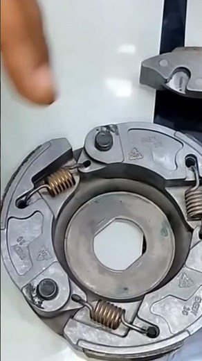 How to remove clutch spring #tutorial