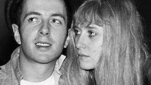 What happened when Joe Strummer drank 10 pints of beer then ran the Paris Marathon