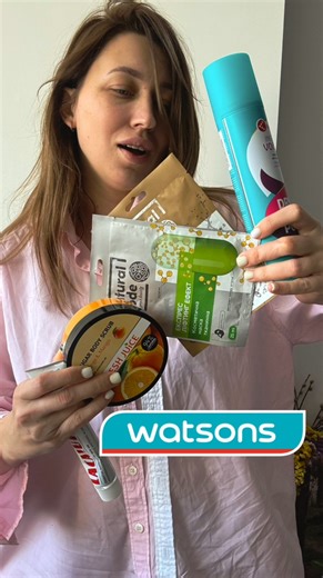 Коли часу обмаль, на допомогу приходять вони - б'юті-рятівники ✨ Зберігайте засоби, які точно не будуть зайвими на поличці: - Тканинна маска для обличчя Natural Code Ліфтинг ефект (1342080) - Тканинна маска для обличчя Natural Code Експрес сяяння (1342059) - Тканинна маска для обличчя Natural Code Експрес оновлення (1342045) - Скраб для тіла Fresh Juice (855923) - Шампунь сухий Kruidvat (1376408) Всі ці товари ви знайдете в магазинах та на сайті Watsons 💙 | Watsons